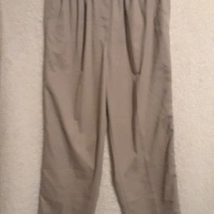 Alia capri capris size 12 Tan